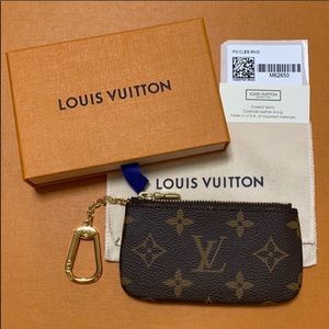 NEW Louis Vuitton Key Pouch. Incl-tags,box and bag